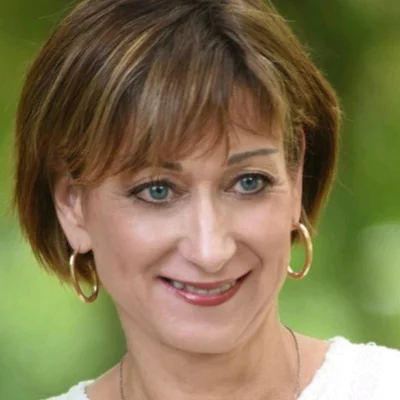 Dr. Linda Tucker